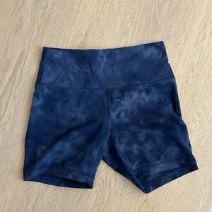 Lululemon navy blue tie dye shorts